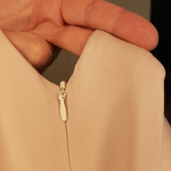 NWOT!!! Elegant Warm Vanilla Cream DAZY Bodycon Ruched Midi Dress - Picture 7 of 8